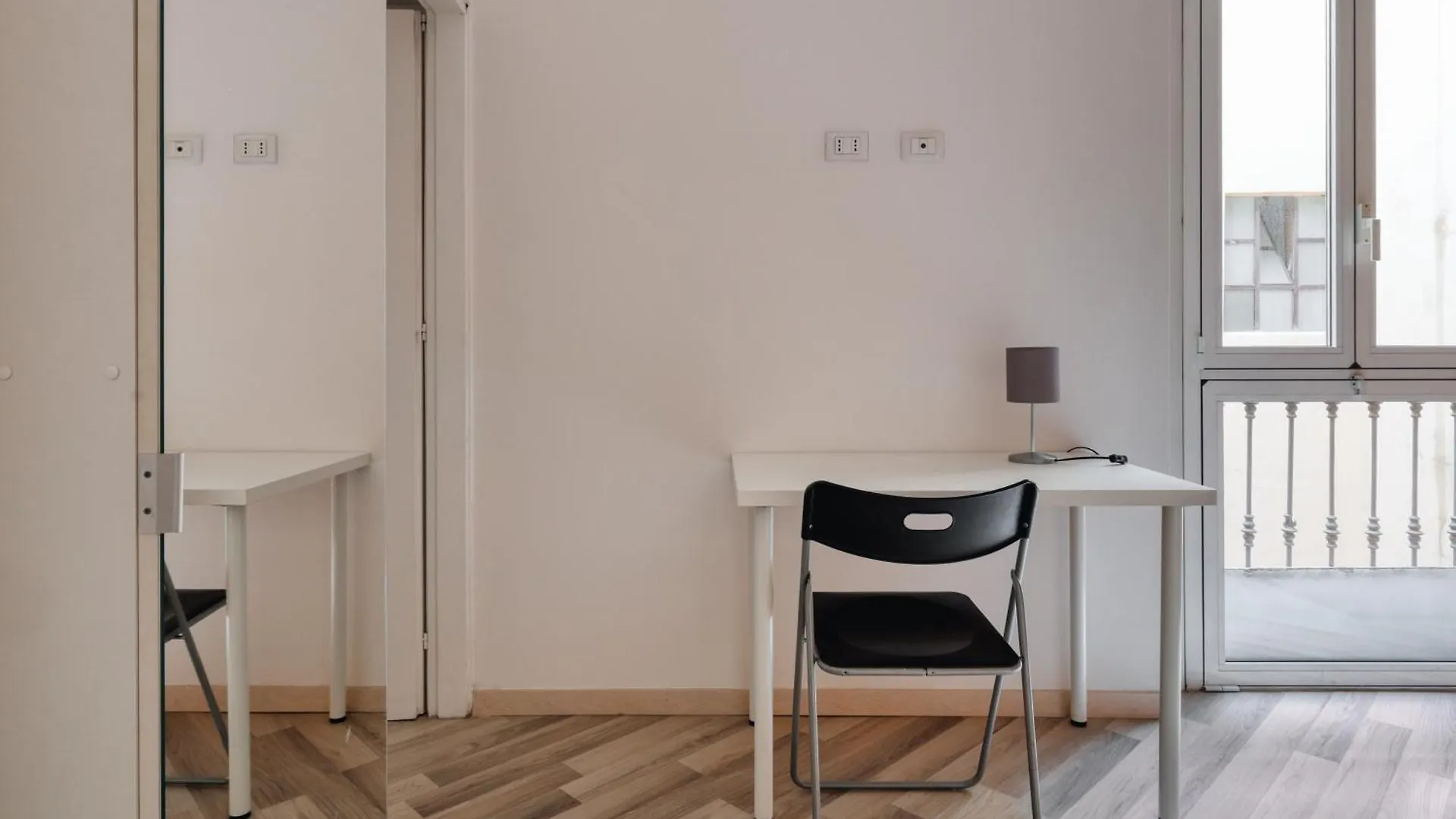ミラノJoivy Stylish 2-Bed Flat, Easy Access To Centreアパートメント アパート ミラノ